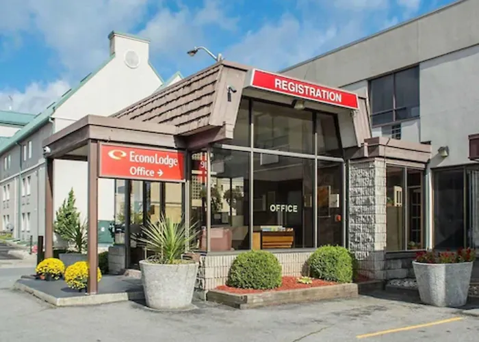 Econo Lodge By The Falls Niagara Falls